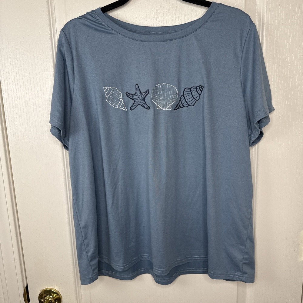 Womens 1XL Blue Seashell Embroidered Tee Coastal Beach Top Plus Size Nautical
